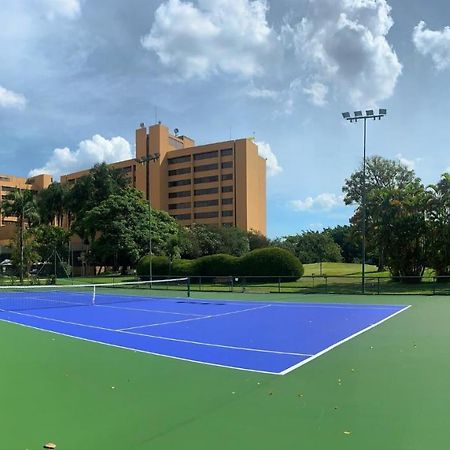 Hotel Transamerica São Paulo Extérieur photo Tennis Courts