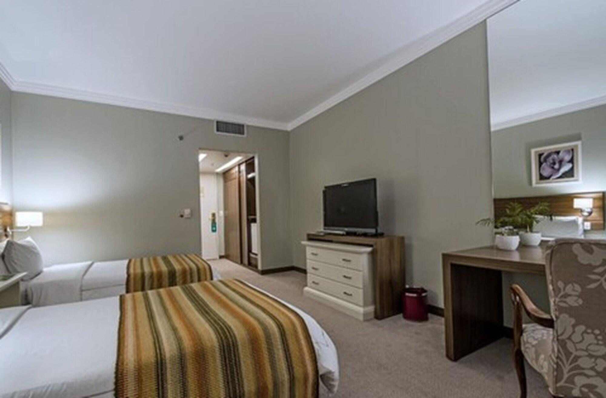 Hotel Transamerica São Paulo Extérieur photo A room at the hotel