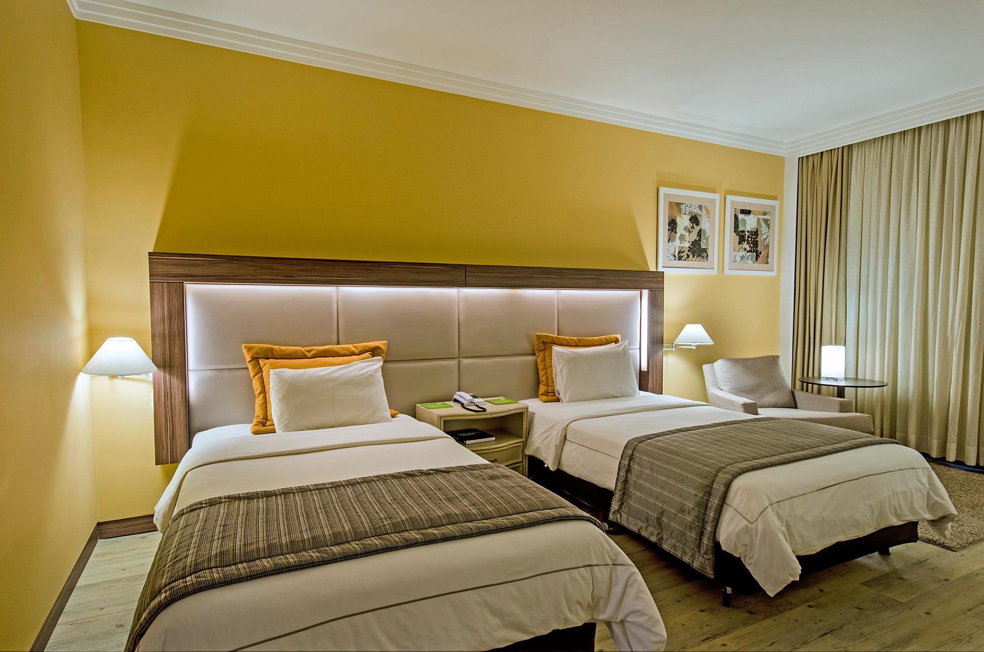 Hotel Transamerica São Paulo Extérieur photo A room at the hotel