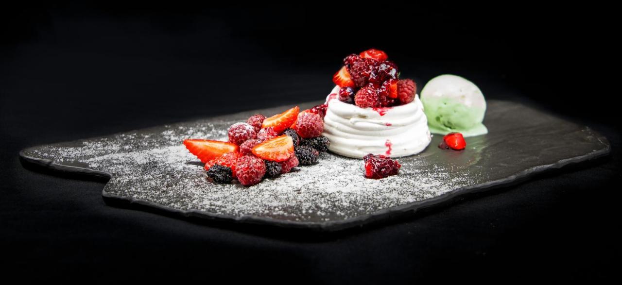 Hotel Transamerica São Paulo Extérieur photo A dessert